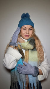 Luxury Hat Scarf And Glove Set in Blue, Green and Grey