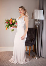 Load image into Gallery viewer, Ivory ball gown dresses Ireland
