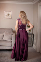 Load image into Gallery viewer, Purple special occasion dress

