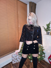 Load image into Gallery viewer, black sequin top 
