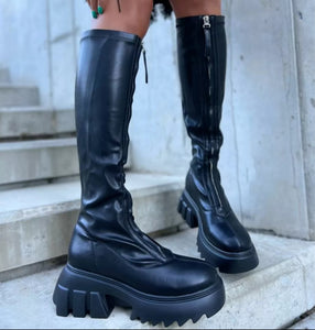 Black boots with zip